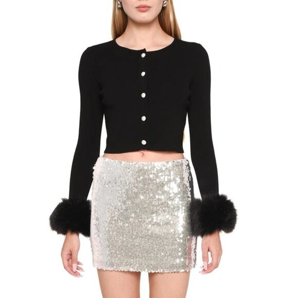 Wayf Long Sleeve Button Front Cropped Cardigan with Faux Fur Cuffs Black Medium - Picture 1 of 9